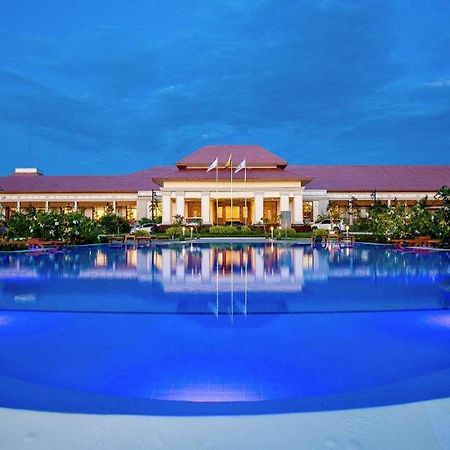 Horizon Lake View Resort Naypyidaw Екстер'єр фото