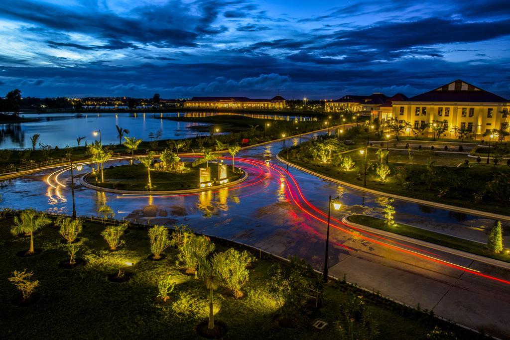 Horizon Lake View Resort Naypyidaw Екстер'єр фото
