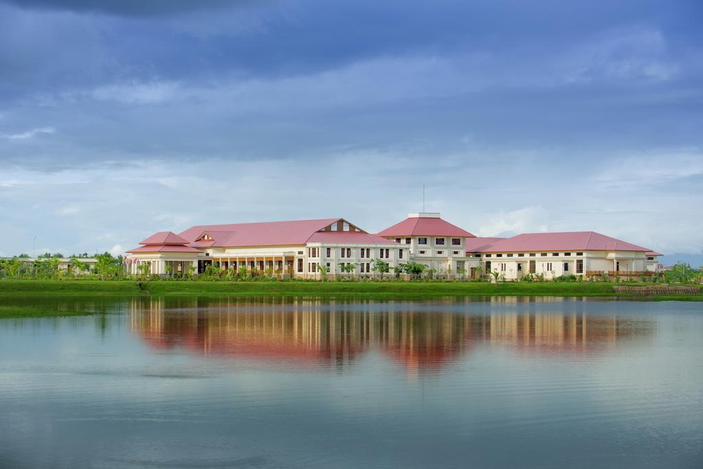 Horizon Lake View Resort Naypyidaw Екстер'єр фото