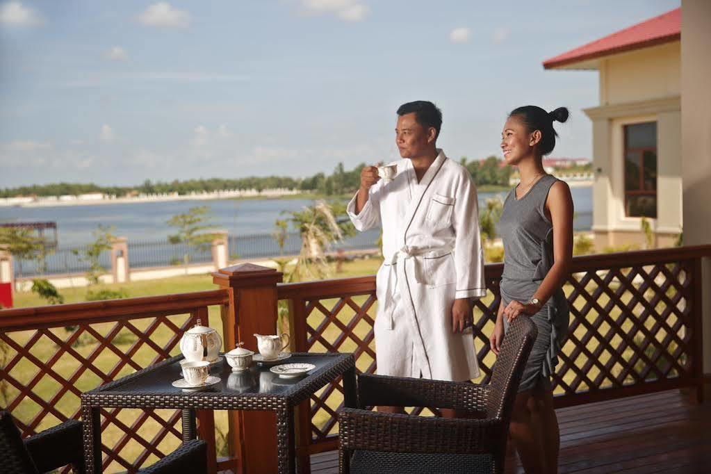 Horizon Lake View Resort Naypyidaw Екстер'єр фото