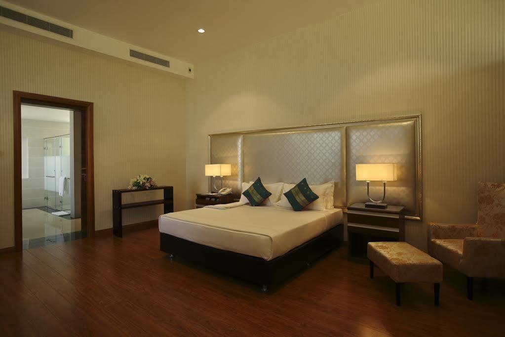 Horizon Lake View Resort Naypyidaw Екстер'єр фото