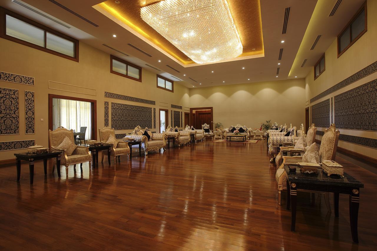 Horizon Lake View Resort Naypyidaw Номер фото